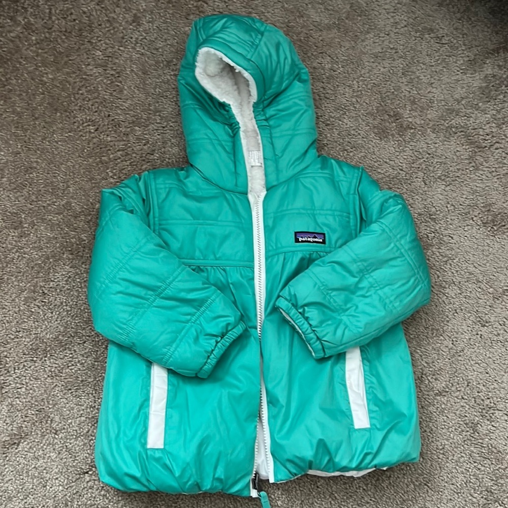 Patagonia Kids Honey Puff Reversible Jacket 4T